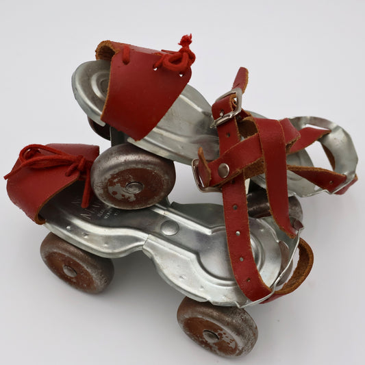 Vintage Marvel Roller Skates Globe Skate Co No. 197