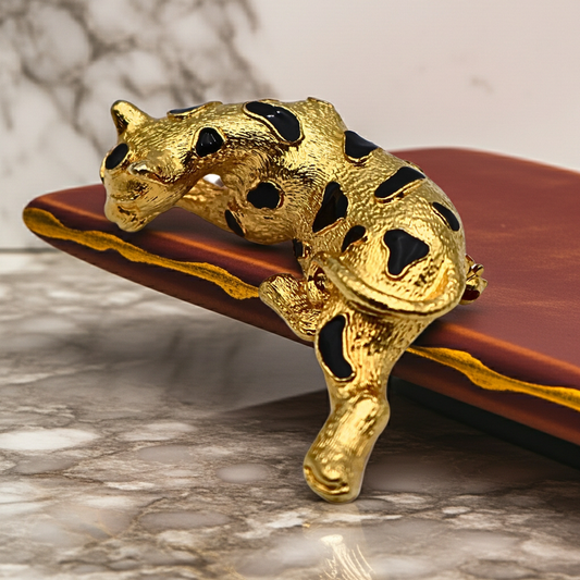 Vintage Leopard Brooch Pin – Gold-Tone Enamel Animal Statement Jewelry