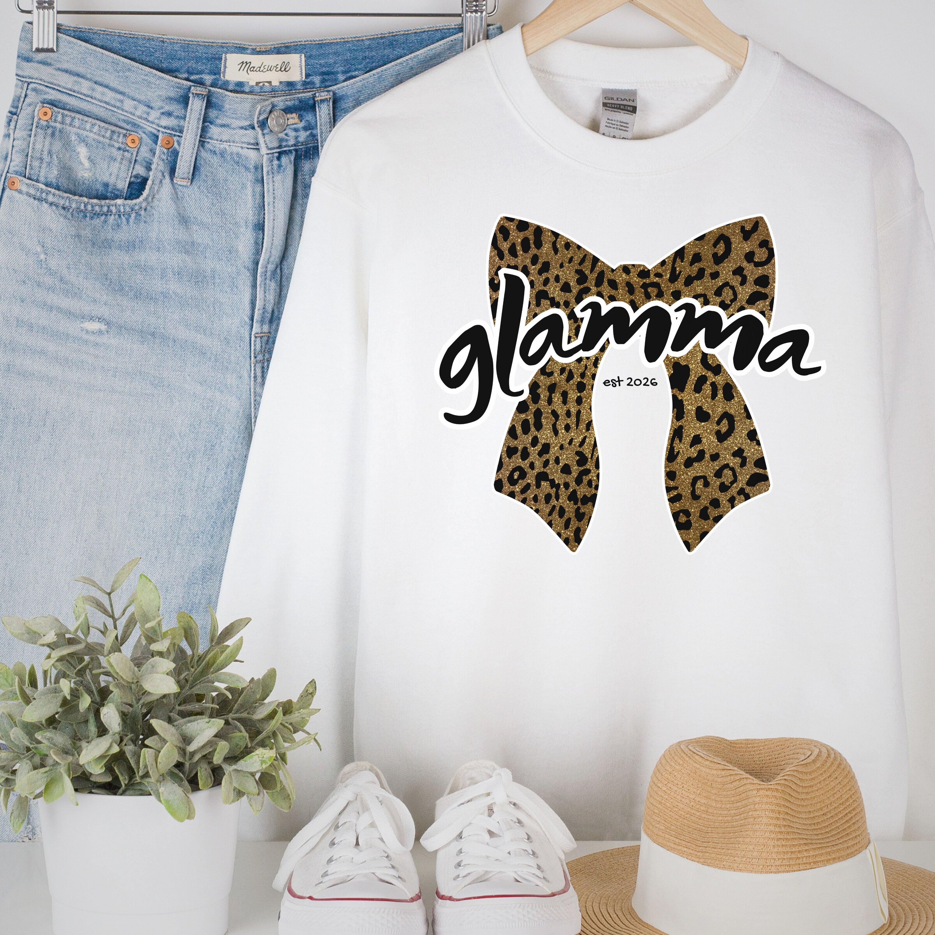 Personalized Glamma leopard bow crewneck sweatshirt with custom grandkids’ names
